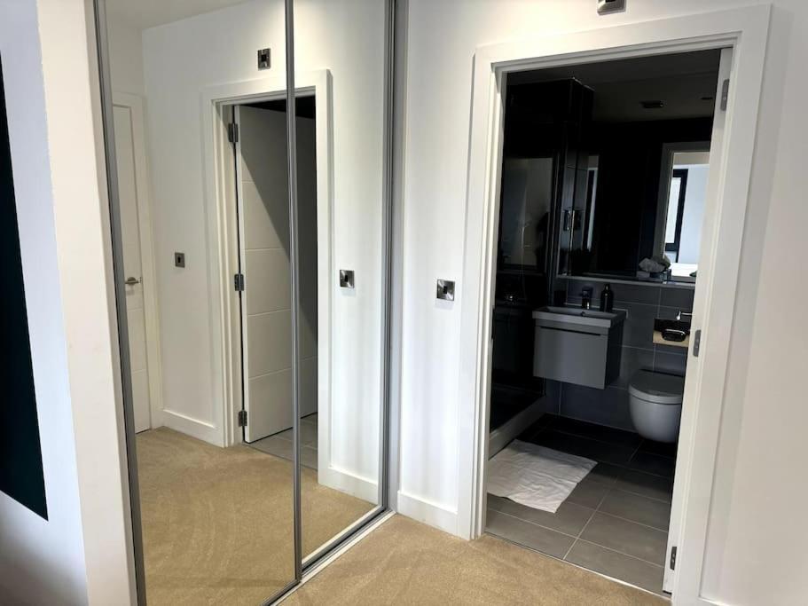 Luxury Oaks Suite, Free Private Parking, 2 Bed 2 Bathroom Apartment, Central Solihull Бирмингем Экстерьер фото